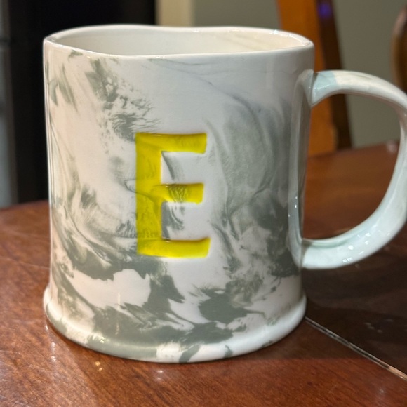 Anthropologie White and Gray Green Marbled 'E' Initial Coffee Mug NWT - Picture 1 of 4